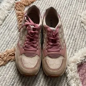 COACH スニーカー ピンク/ベージュ Pink coach sneakers - Gem